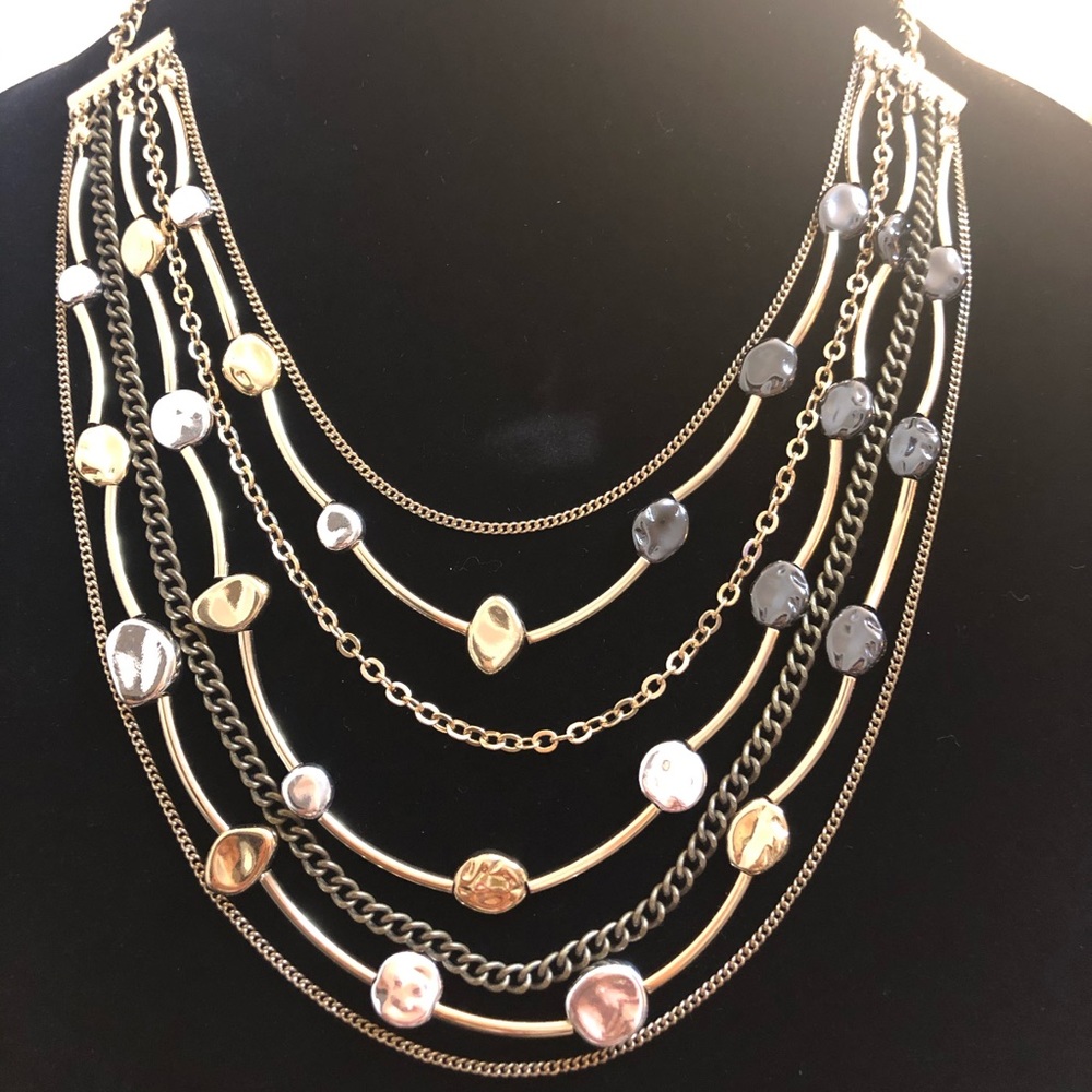 Custom made gold/metallic necklace